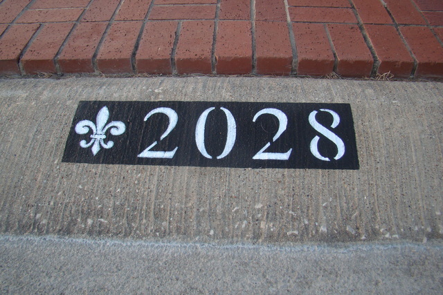 Tasteful curb address painting - Rockwall Online Local News